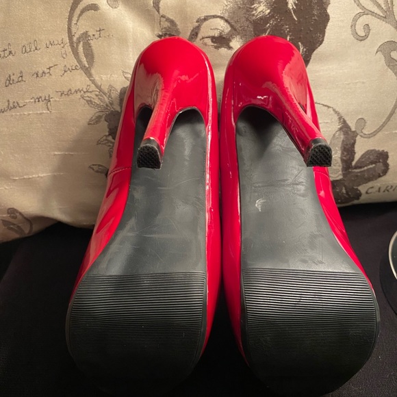 Olsenboye Red Bow Stilettos Size 8 - Picture 8 of 9
